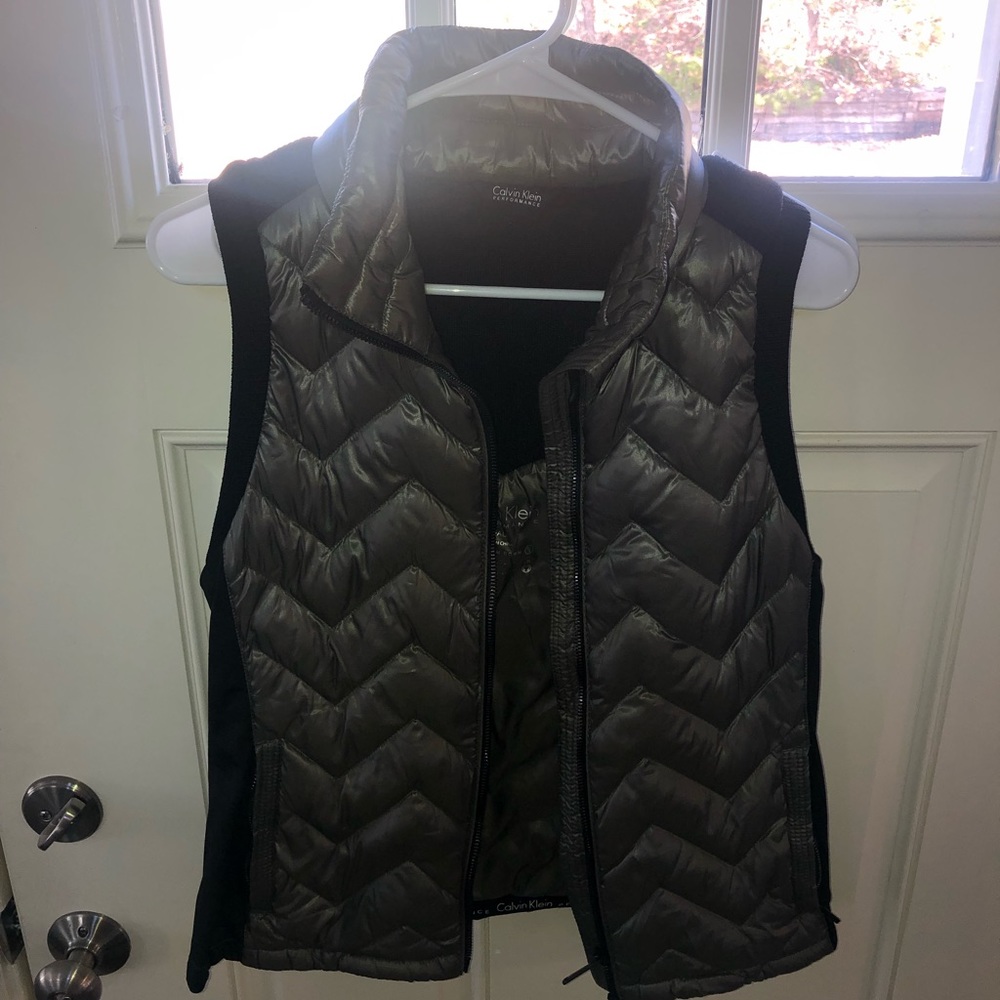 Vest - Picture 2 of 2